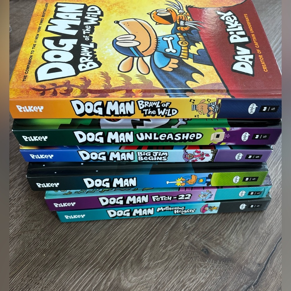 Dog Man Book Series: 6 titles. Dav Pilkey